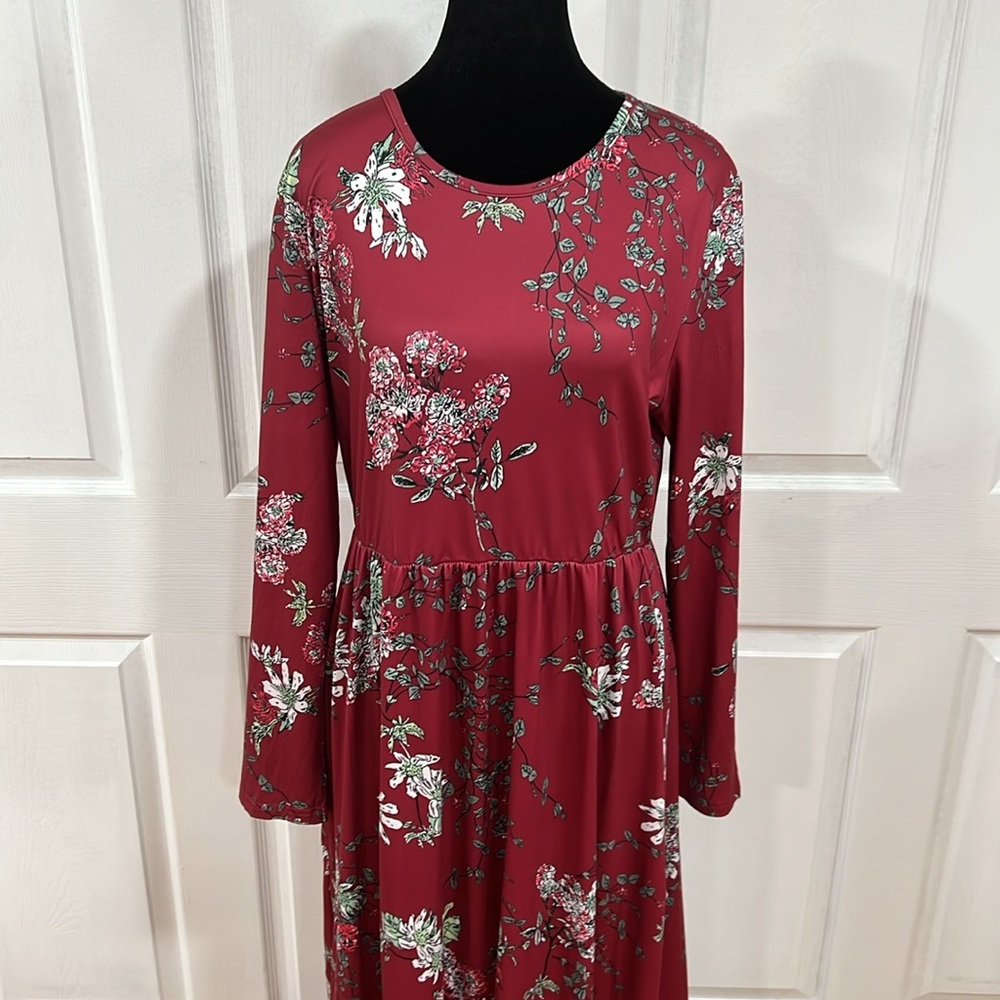 Like new🌹Burgundy Floral Maxi Dress with Long Sleeves size XL - Picture 4 of 16